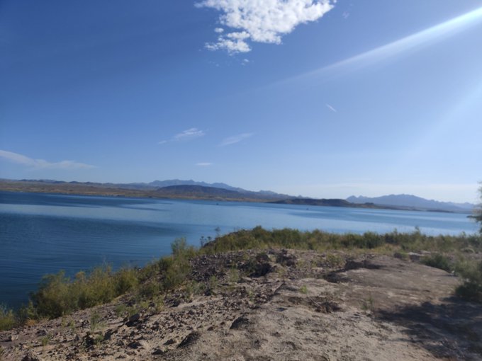 Las Vegas is insane! 2 cops shot, Rooting, and all around people looking to take advantage of others