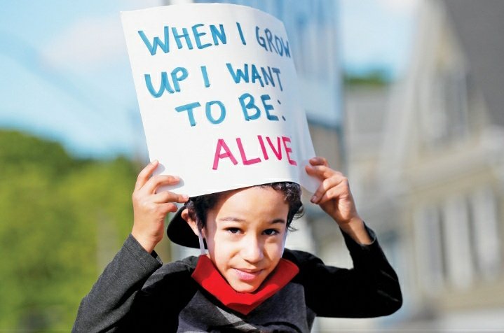 YoutubeOrganic's tweet image. Friends and foes criticise US