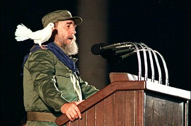 YohanAl76583702's tweet photo. @DiazCanelB #Fidel:"y les prometo, con la seriedad con q siempre hemos prometido y cumplido todas nuestras cosas, d q yo seré el último en usar aquí un arma para resolver un problema, y q seré el más firme y el más decidido y el más constante defensor de la paz" #SomosContinuidad #SomosCuba https://t.co/2oJ1qd4r49