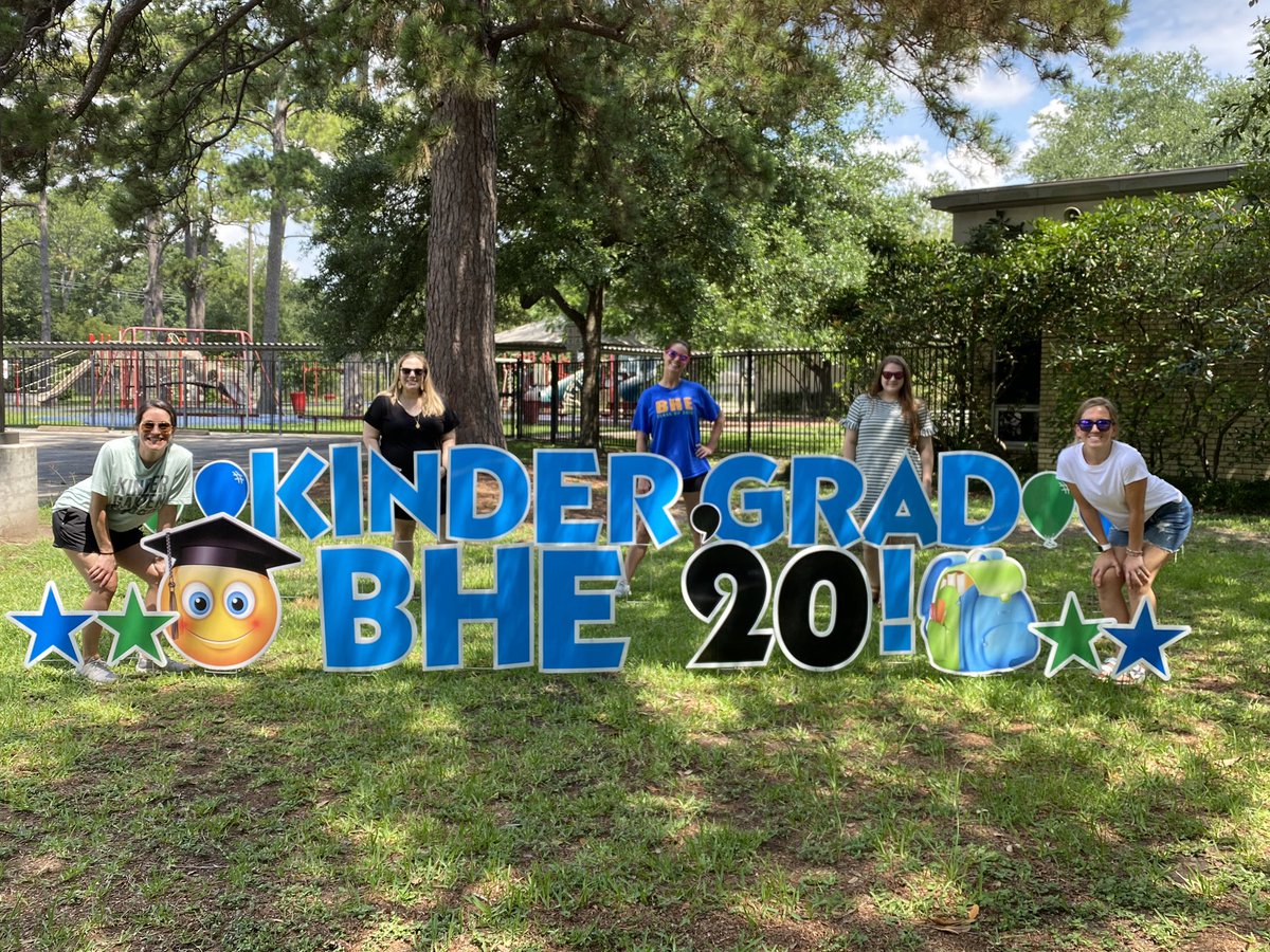 dj_principal's tweet photo. We loved celebrating our soon-to-be-first graders this morning! Our Kindergarten Farewell Parade was a hit!! @bhe_lions #bhelearns #sbisd https://t.co/aEPmopbgtV