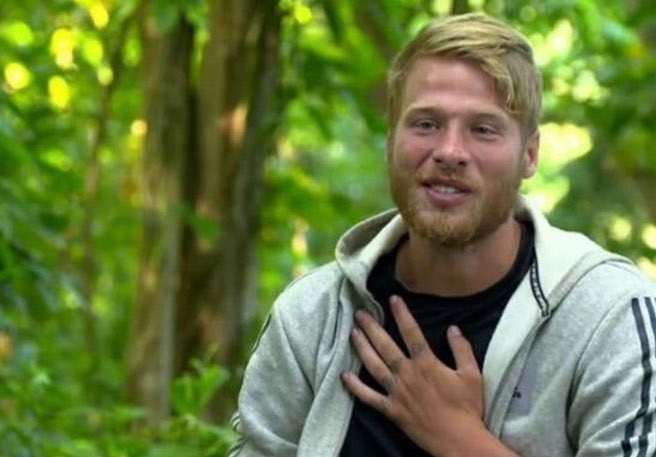 #yunusemre yi felan pek sevmeyiz ama adam babasını sevdiğini dile getirdi ya, herhalde bizde babamız ölünce onu sevdiğini söyleyeceğiz #survivor2020 #evrim