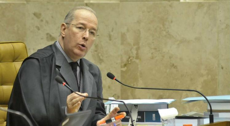 jc_pe's tweet image. Celso de Mello em recado a Bolsonaro: 'Traidor da Constituição é traidor da Pátria'
bit.ly/2zUmpuF