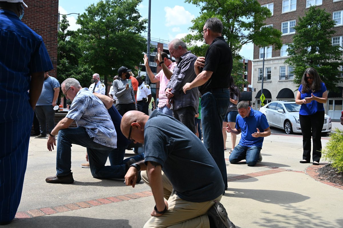Pastors, community members, and executive staff from #FayPD gathered in front of City Hall today to pray. We prayed for peace and unity. We recognize we cannot get through this alone. 

We are #OneAgencyOneCommunityOneFamilyONE #LoveONE
