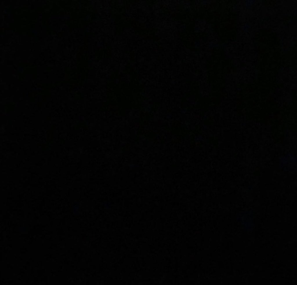 WillisKeepIt100's tweet photo. #BlackOutTuesday https://t.co/PiKHu72pU9