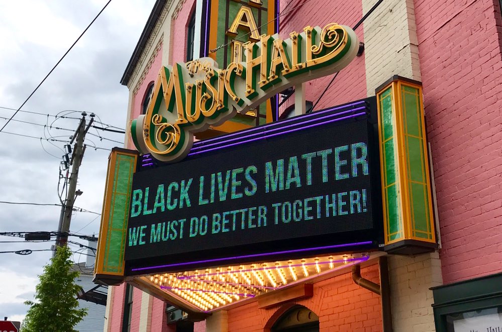 On the <a href="/MusicHall/">The Music Hall</a>’s marquee: 

<a href="/seacoastonline/">Seacoastonline.com</a>