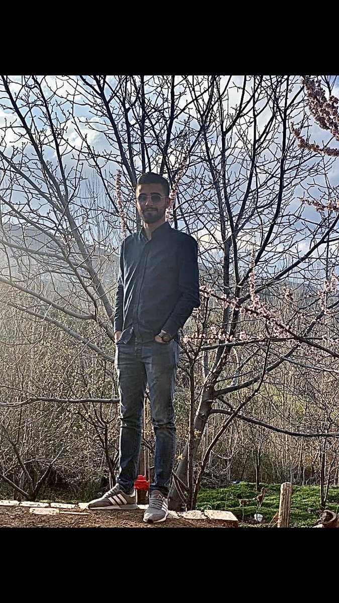 Her Tuğladan Duvar Olmuyor , Sırtınızı Yaslayınca Anlayacaksınız . .‼