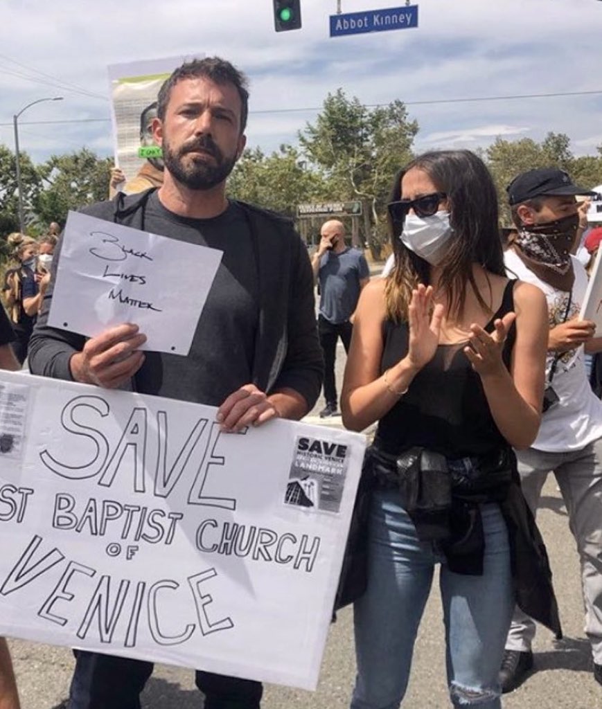 EZiQ0sCXsAML6tK?format=jpg&name=medium