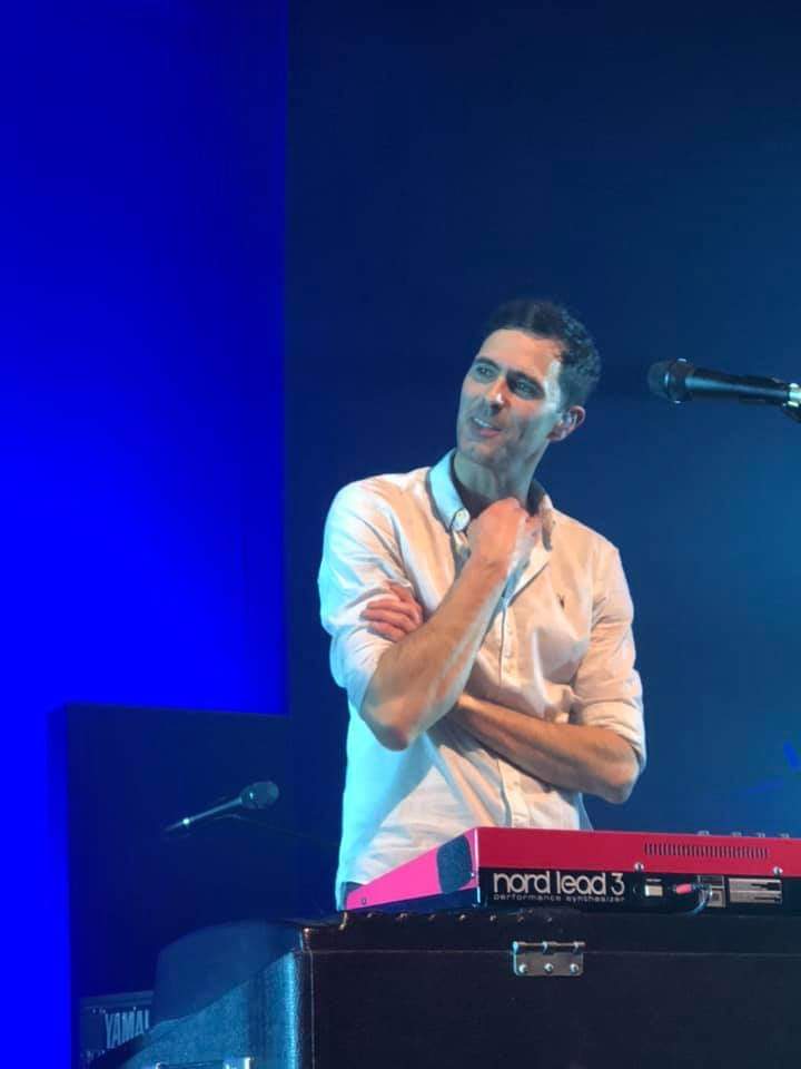Happy birthday to the lyricgenius , Tim Rice-Oxley !!   