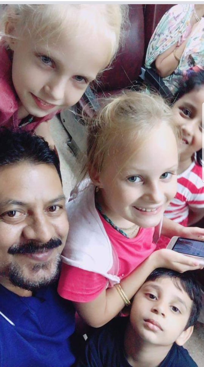 mohammadpwz's tweet image. one Word understand the Entire World, is...&quot;Love&quot;...even Kids Understand it. 
⚘😊😘⚘