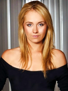 BIRTHDAY! GIRL  Amber  Marshall(Amy in HEARTLAND) 32 Today!
HAPPY BIRTHDAY!     