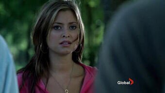 Se busca Nika Volek  para rol de Prision Break, interesadx que mande MD 

¿RT? #FreeRol #RolExtenso #PrisonBreakRP