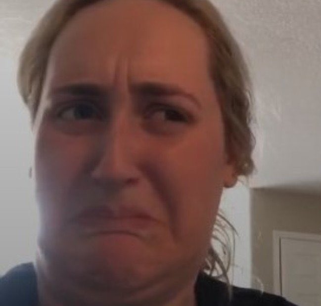 Capture Bizarre® (@capturebizarre) on Twitter photo 