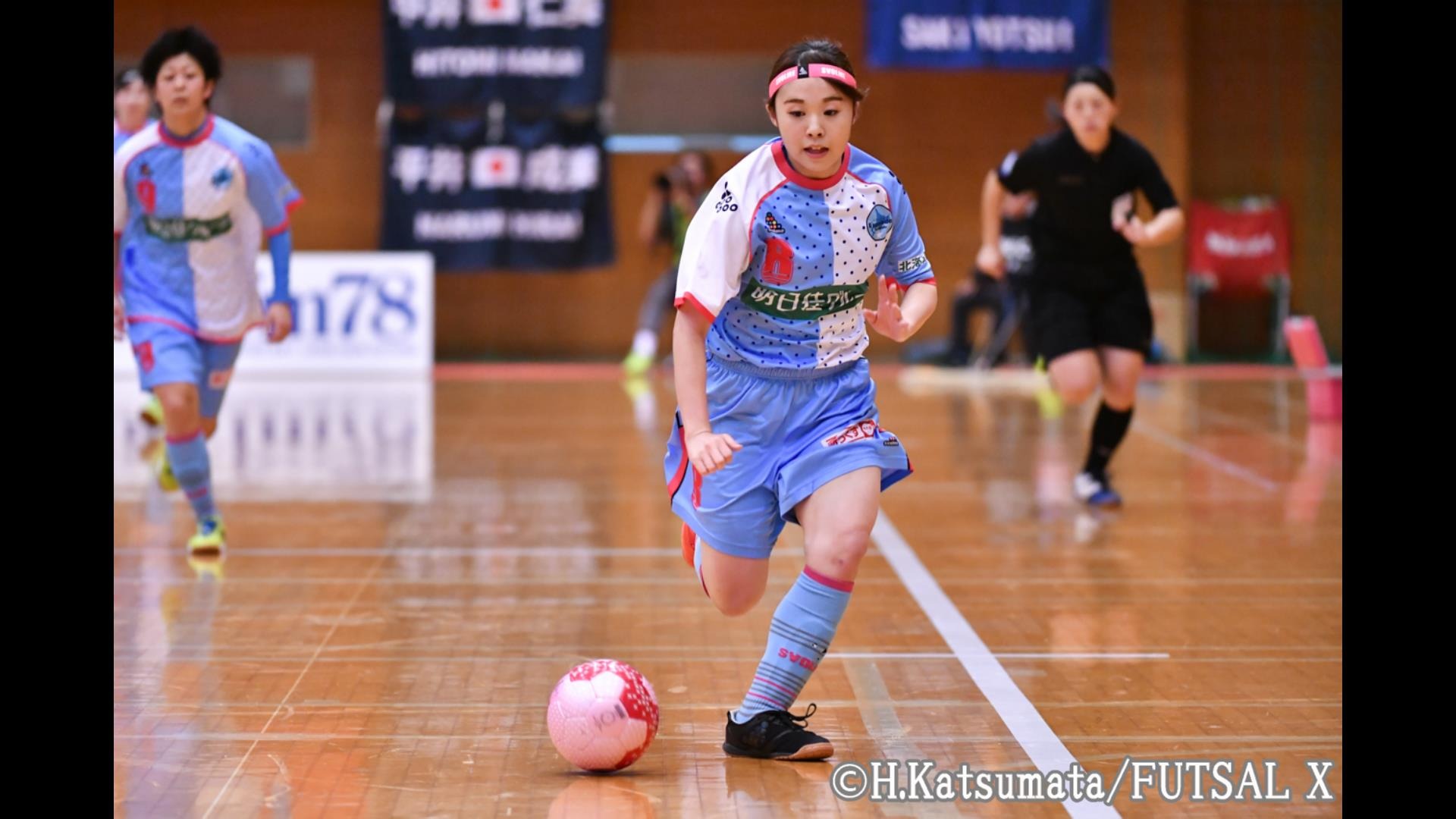 きみさる フットサルライター 6 7 日 11 00 エスポラーダ北海道イルネーヴェ Zoom公開インタビュー No 4 白戸 愛華 しらと あいか キャプテン No 8 阿部 莉音 あべ りのん No 17 太田 涼日 おおた すずか の３選手が参加 一般視聴は 500円