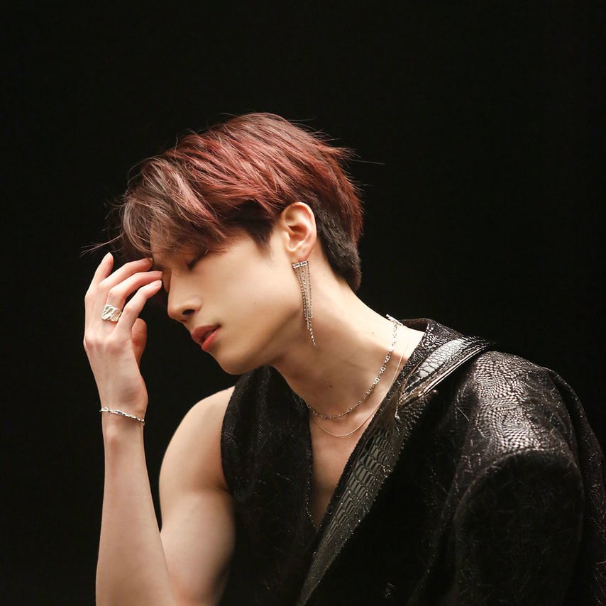 HSEUN94's tweet photo. ⠀ ⠀  ⠀⠀ ⠀ ⠀  ⠀  ⠀⠀ ⠀ ⠀  ⠀  ⠀⠀ ⠀ ⠀  ⠀  ⠀⠀ ⠀ ⠀ 
 ⠀   ⠀⠀   ⚠️ ' 𝐑.𝐄.𝐁.𝐄.𝐋.\ 操你的想法。⁺
 ⠀  ⠀⠀trყ to lᥱt go ❐ ιgnorᥱ thᥱ 𝕠𝕡𝕚𝕟𝕚𝕠𝕟
 ⠀  ⠀⠀ ⠀     of othᥱrs! ¡ f̶u̶c̶k̶ thᥱຕ ᥲll. https://t.co/zcyr3yuMDk
