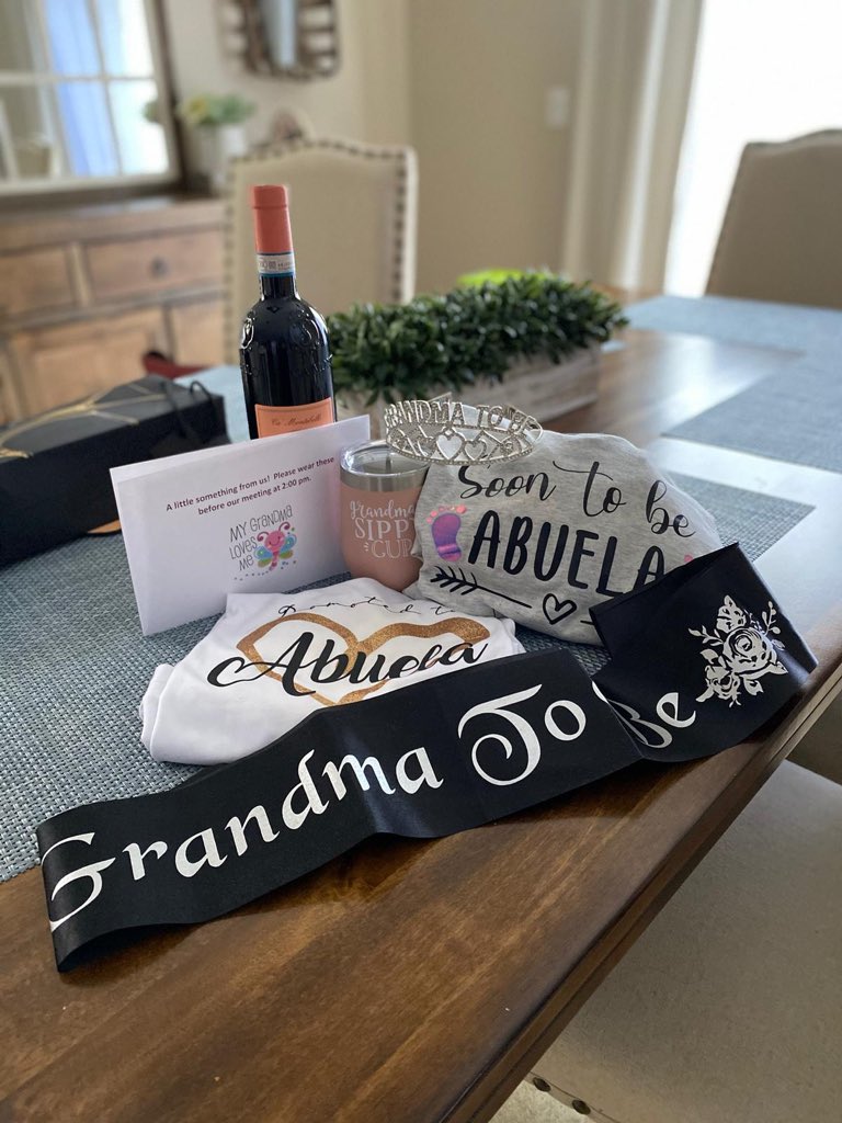 RosieESOLIF's tweet photo. So much fun celebrating the abuela &amp; mom to be! @gigirod @MrRosenauer @SinclairHanne @guerra_blanqui @mnelsas @Monicarafful https://t.co/3LDrtMs8JY