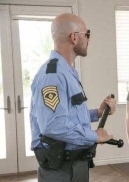 oddFN's tweet image. His uniform doesn't make him a robot. Just like your uniform, your skin color, doesn't make you a criminal. 🙏