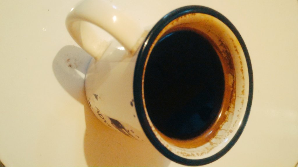 PotMode's tweet photo. Gemuruh landai rasa bersalah.
Kujejas dalam pekat #kopi di pagi yang masih basah.
Semoga segala gundah,
Hilang di hari cerah.
#PotMode https://t.co/FBW0fDJkQg