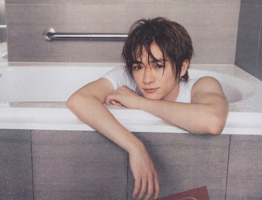 Chinen and his messy hair, a thread