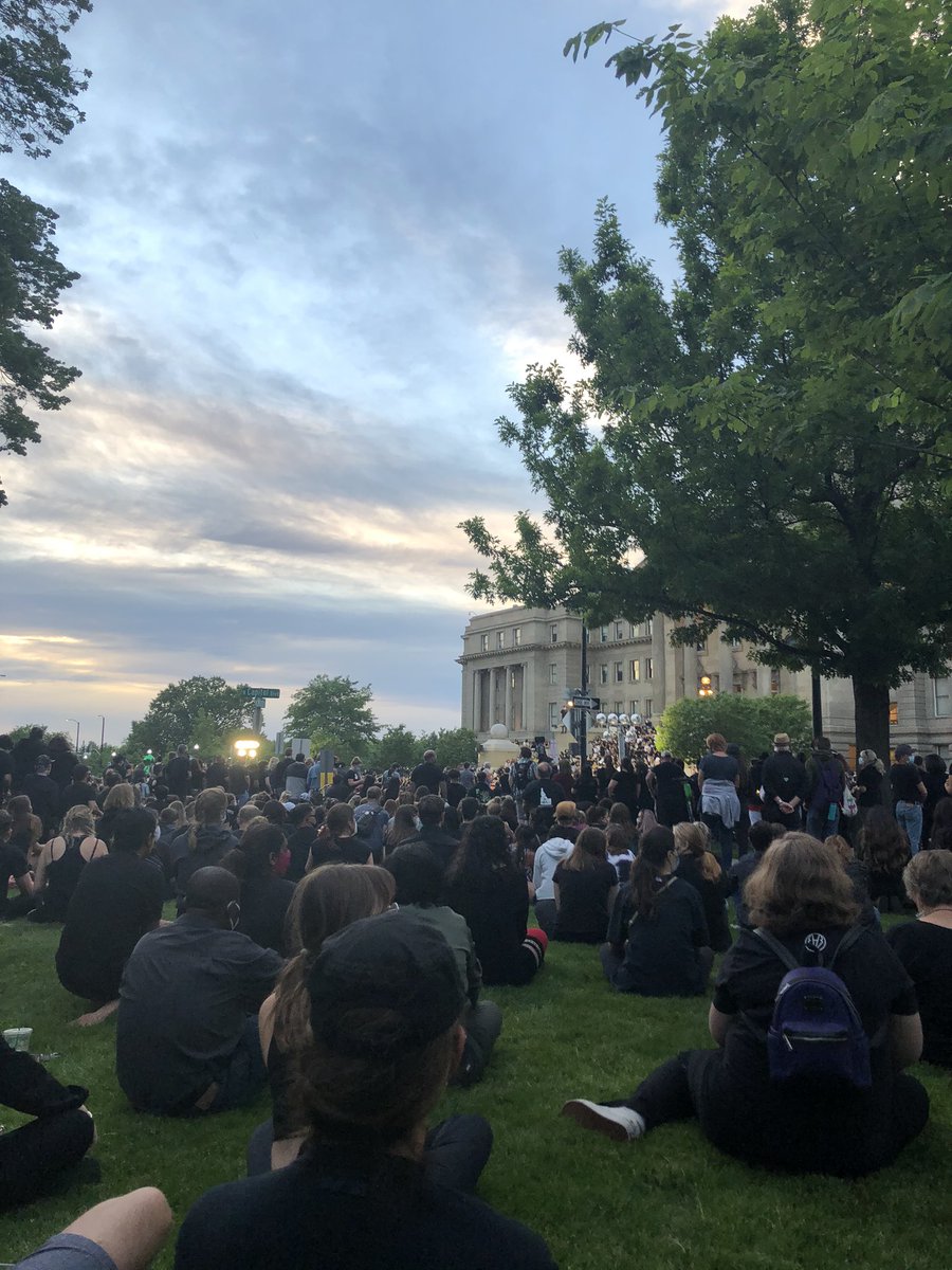 Very peaceful and moving #candlelightvigil in #BoiseIdaho tonight proving once again that #Idaho is #toogreatforhate.
#GeorgeFloyd #ICantBreathe