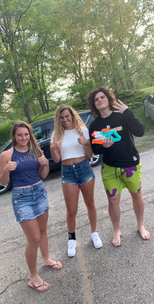 SHES A SQUIRTER on Twitter "Command with the double kill. Haley and T