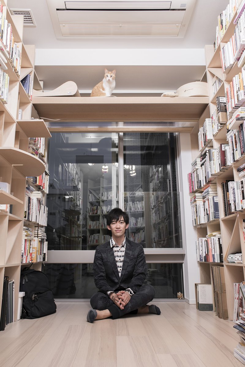 マルゲリータ　本棚