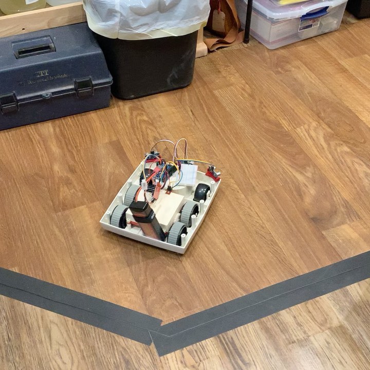 Adjusted outer sensors and made some improvements to the programming while I wait for better sensors to arrive. The robot is in autonomous obstacle avoidance mode. #omnibot #80srobot #autonomousrobot #robots #arduino #3dmodeling #3dprinting dlvr.it/RXsfD5