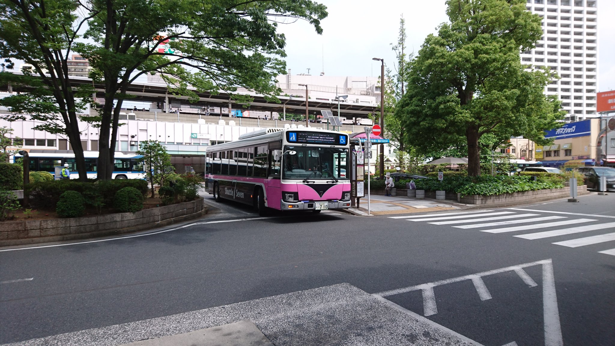 かず とき 1号 京成バスのドル箱路線 小岩 亀有駅から一之江駅 葛西駅 葛西臨海公園駅 東京ディズニー リゾート 現在ディズニーリゾート行きは運休 葛西臨海公園駅までの運行 環七シャトルセブン T Co 4x6g74tsir Twitter