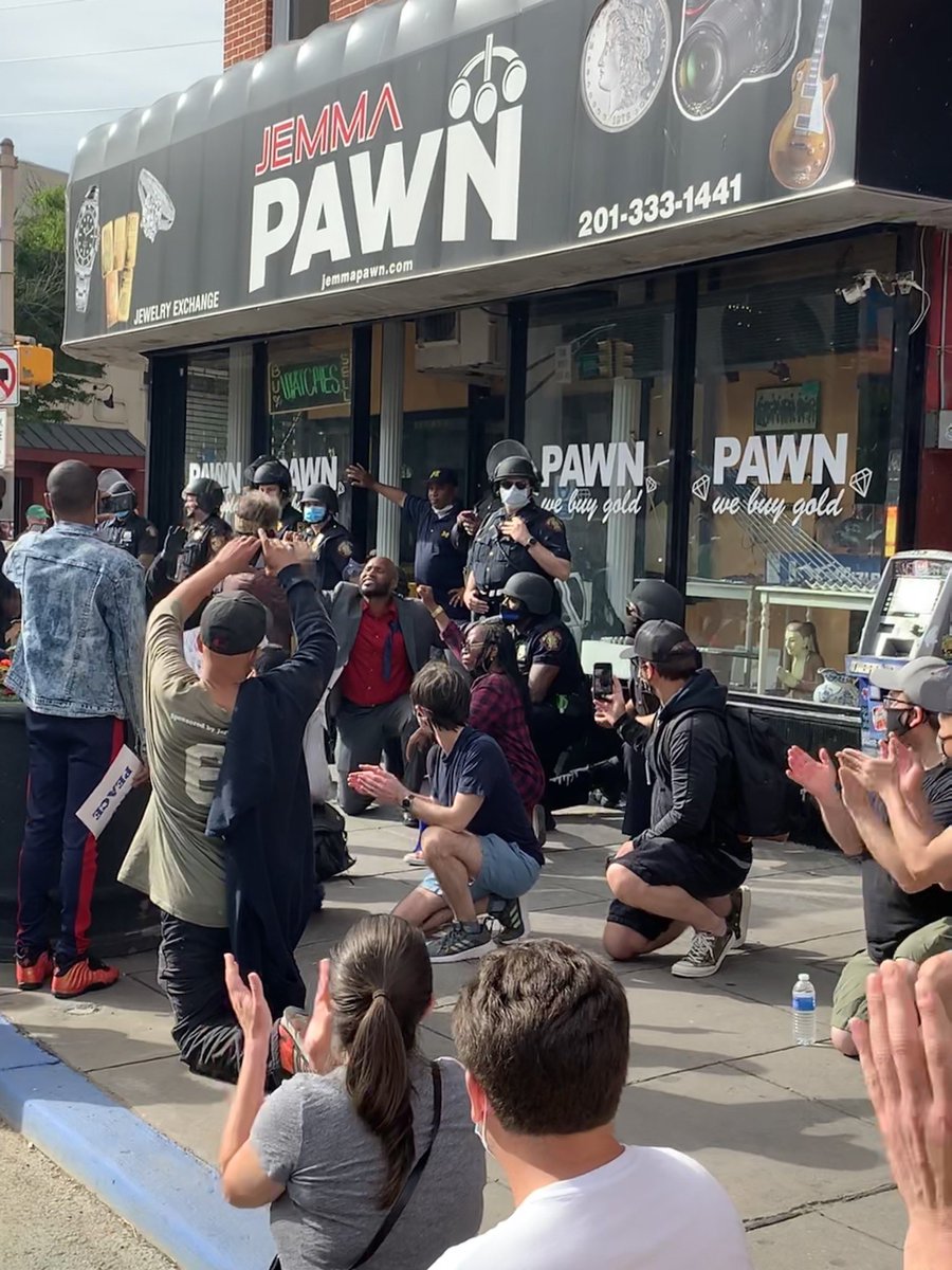 BenPincus's tweet photo. My wife and I joined a protest today and I want to tell you what I saw...

Peaceful interaction, call for reform, even an officer taking a knee with protesters. 

What I did not see? Violence or calls for it. None. Only thing this group want is change, acceptance, and equality. https://t.co/pQtkau57S6