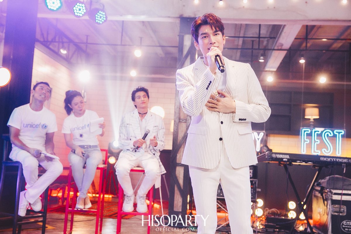 hisoparty's tweet photo. #MewSuppasit
#GulfKanawut
#หวานใจมิวกลัฟ
#FriendofUNICEF 
#Nadaomusic
#gamwichayanee
#Trinity https://t.co/8UoH37Xe6u