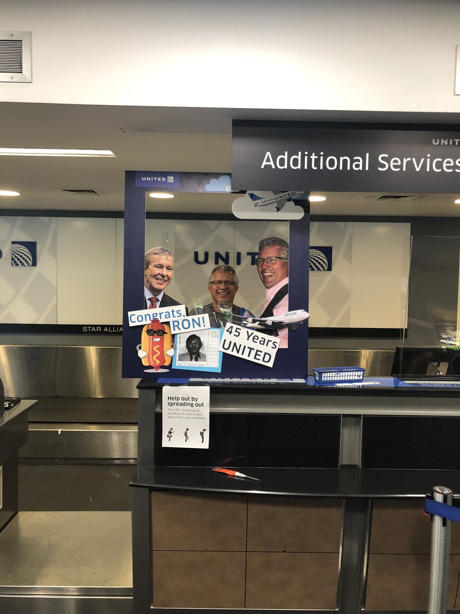 45 YEARS ✈️💙💛 What a fun celebration 🎉 such a great person and coworker I’m honored to know you! Thanks to our new CEO for helping us celebrate Ron 😉 @weareunited @JMRoitman @barkleyscotty @GBieloszabski #UnitedTogether ps Ron also has a hotdog 🌭 cart 😊