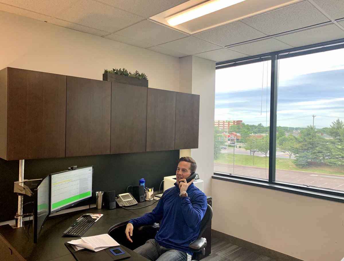 TedWahlHCSG's tweet photo. I had the great honor today of thanking some of our #HCSGheroes for #GoingBeyond, in the most special type of way, during these challenging times. Your dedication, courage & strength are an inspiration to the entire HCSG family!
#TheRealHCSG
#FosteringFulfillmentInCommunities https://t.co/cKbgS7DeCw