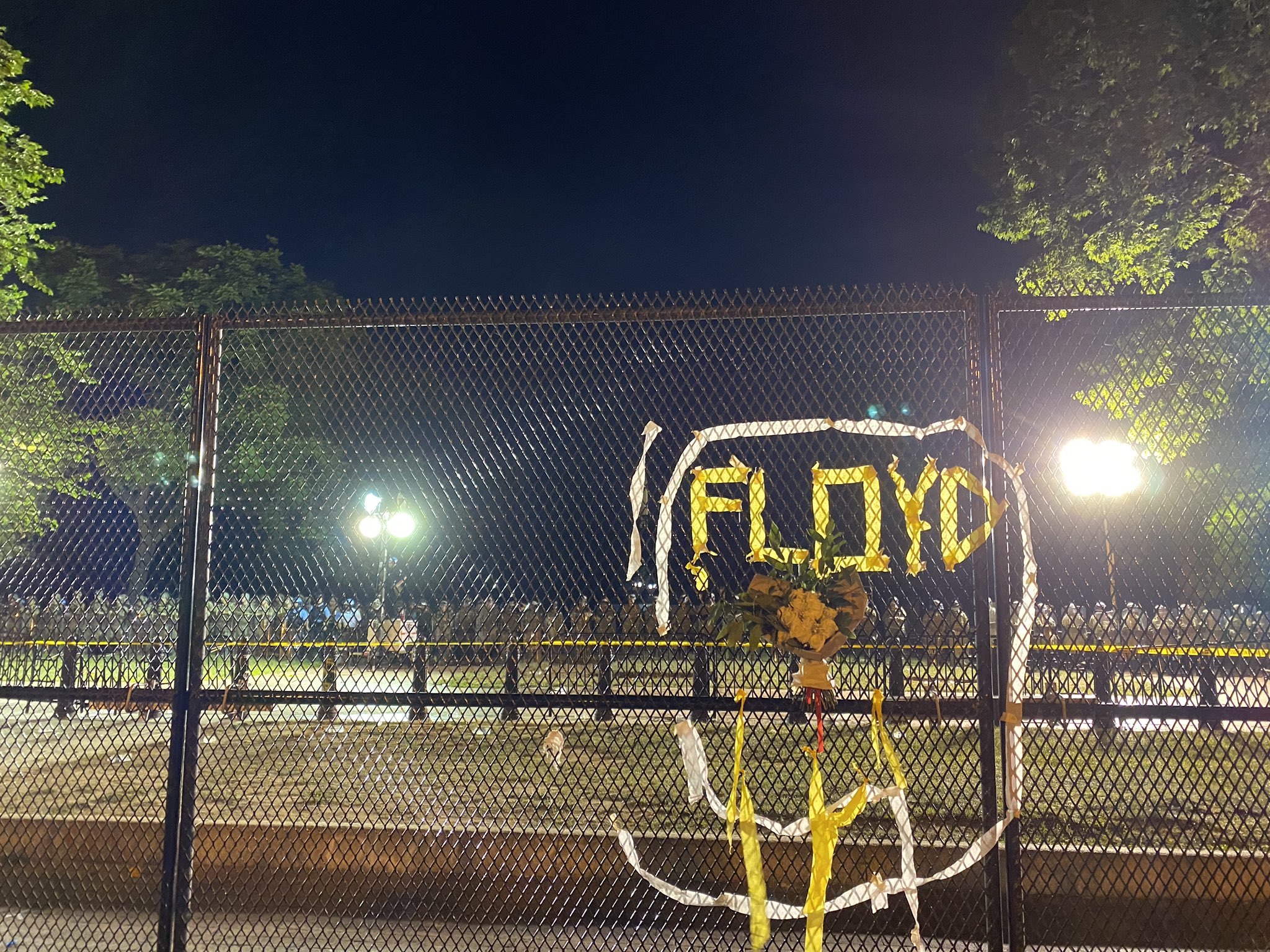 Olivia Nuzzi on Twitter "Tonight in front of the White House, the
