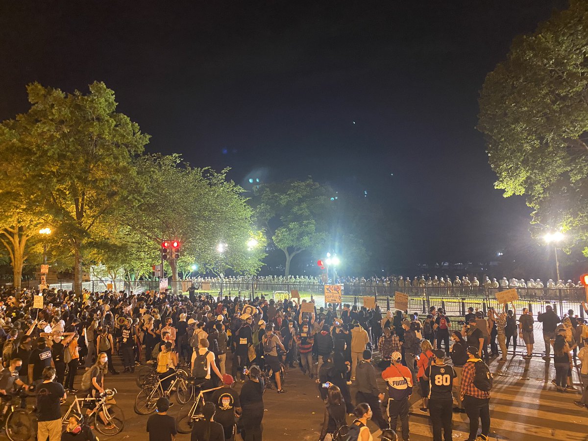 Wavesboiii's tweet photo. This is how the DC protest is looking right now at 11:30pm. 100% peaceful. It’s freaking TUESDAY. 

#DCPROTEST https://t.co/zG4NDzYR95