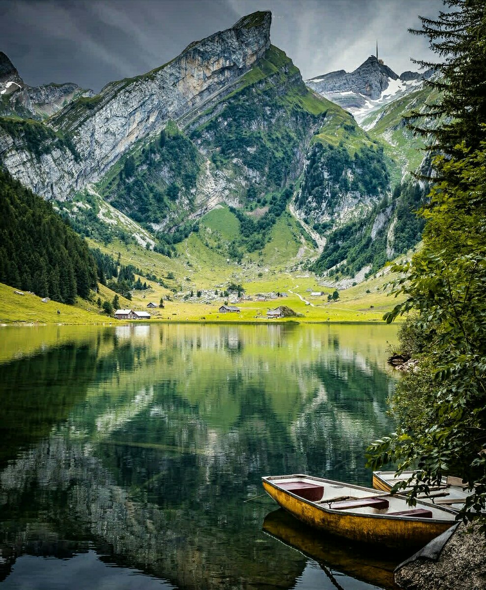 Seealpsee Gölü, Appenzell, İsviçre

📷 Marc Nytz