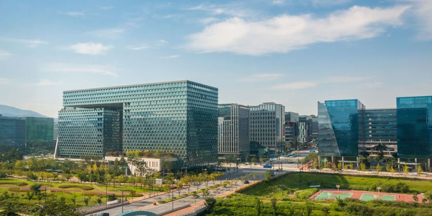 Dotar de fondos que optimicen las áreas de inversión, fortalezcan las funciones de servicios urbanos y mejoren el nivel de un nuevo tipo de urbanización, pondrán a pleno funcionamiento la actividad y mejora de las áreas industriales desfasadas.