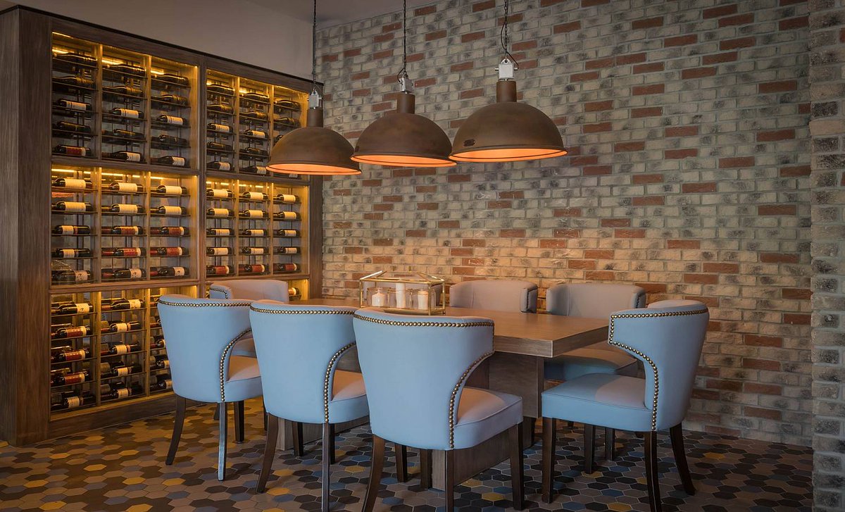 HarbourGalway's tweet image. We are excited to be reopening and working hard to ensure we are ready for our guests on June 29th in Dillisk on the Docks and July 20th for the Harbour Hotel. We look forward to welcoming you all back very soon. 😀

#reopening #openforbusiness #HarbourHotel #GalwayHotel