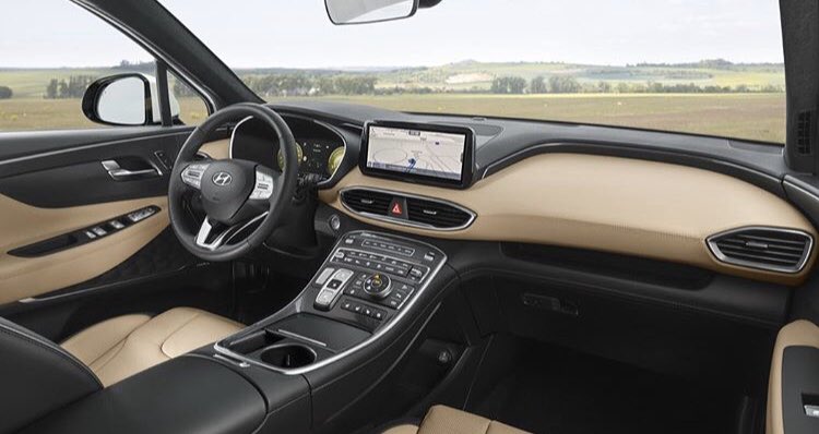 stickshifter_in's tweet photo. #Hyundai revealed the design of 2021 Santa Fe. The styling is bold with significant interior and exterior updates. The 2020 Santa Fe comes with new features, T - shaped LED DRLs, revamped bumpers, 20-inch alloys, redesigned dashboard and centre console and a hybrid powertrain. https://t.co/4KHA24Zt7x