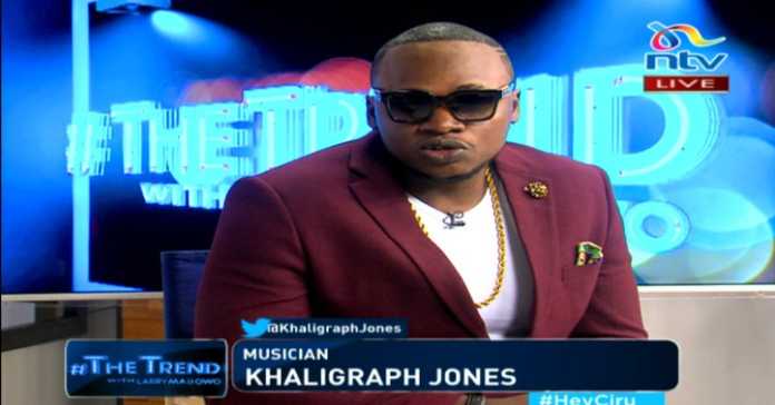 NguruwePlug's tweet photo. @CrazyNairobian  Rumour has it @eddiebutita Ndio the guy behind OG kupigwa filter excess kwa studio ya ntv, kidogo wafanye OG nyam chom https://t.co/wSbakWndIo