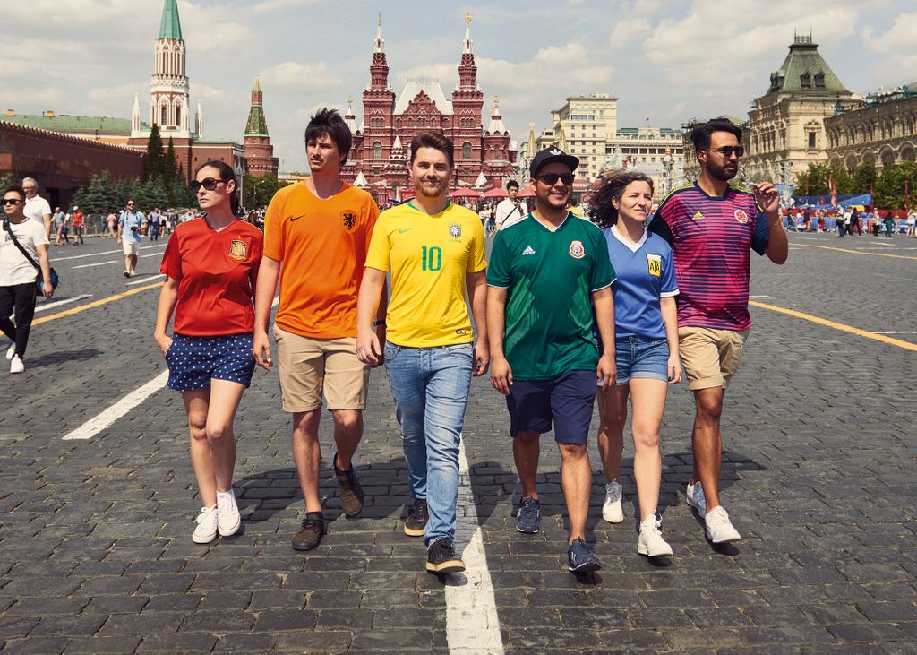 itslolamadrid's tweet photo. June is Pride month! 🌈Celebrating LGBTQ+ communities all around the world. Teaching tolerance, education and continuing to push for equality and being proud of who you are no matter who you love.💜Our #HiddenFlag project still resonates. @FELGTB https://t.co/oAAkwwtT2U https://t.co/9ZlvFmWtRg