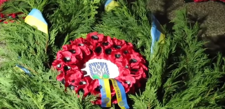 Commemoration of victims of ‘all wars’ has long been hard-right apologist code to launder reputations of war criminals as unwilling participants and sacrificed like anyone else, thus worthy of respect.This wreath to Nazi war dead is laid on the Cenotaph. /23