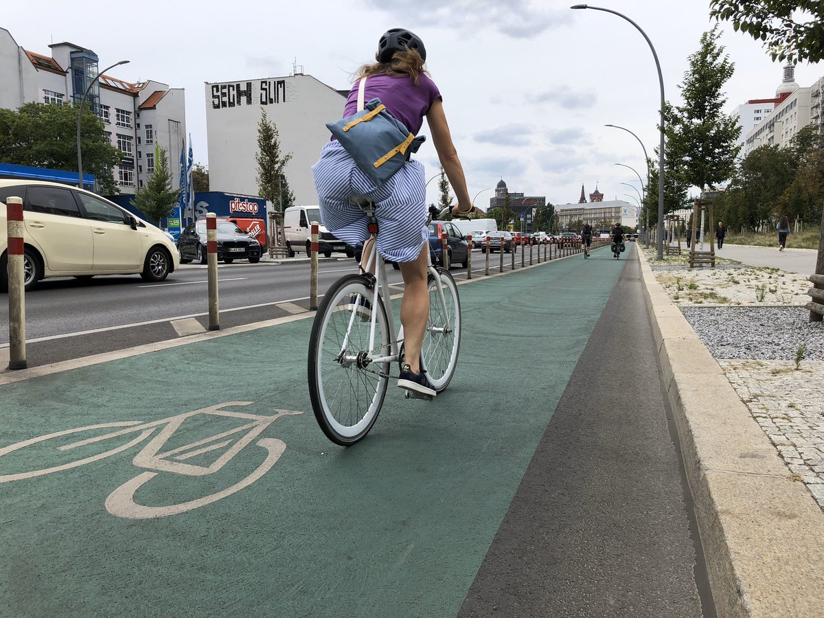 Schönen #Weltfahrradtag alle miteinander! Bleibt positiv! Wir streiten weiter für das cleverste Verkehrsmittel der Welt! 🌎❤️🚴🏼‍♀️