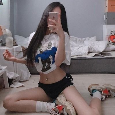 ส.ส.km💜ft: นอนทั้งวันเลยไอสัส55 tweet media