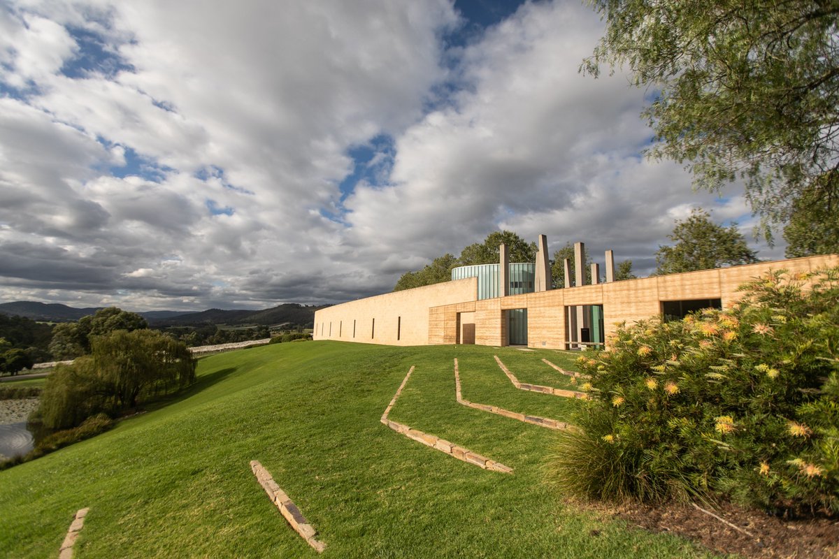 As we near June 5th, we are getting more excited by the day to open our doors to guests for the first time in a while! If you're yet to secure a booking, please give us a call on 📞 (03) 5957 3510. We still have tables available for Friday the 5th and Monday 8th of June. 👸