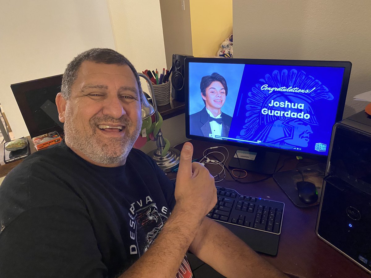 Congratulations to my grandson Nathan on his high school graduation. Great job Nat!!! 👏👏