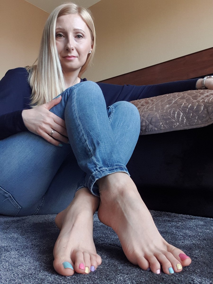 http://patreon.com/feet_queen_pl.