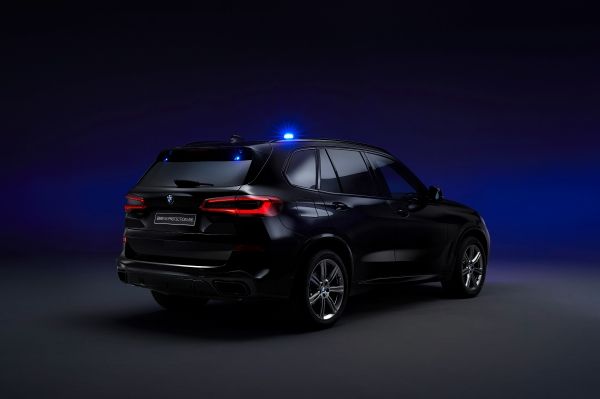 BMW Group España tweet media