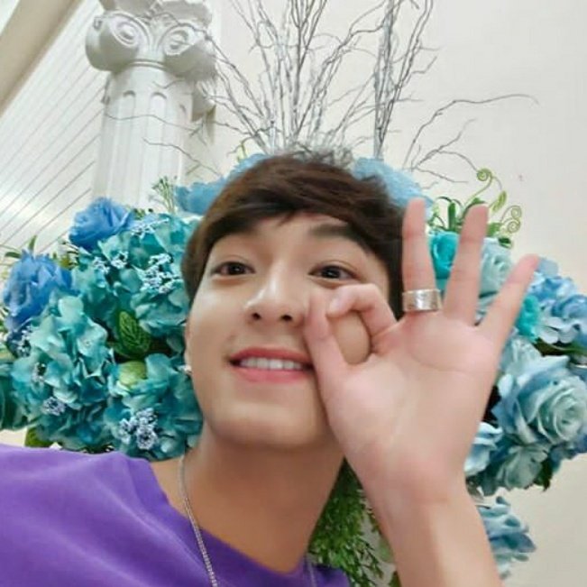 namonpics's tweet photo. there are things that only namon knows https://t.co/wJEXVorrkH