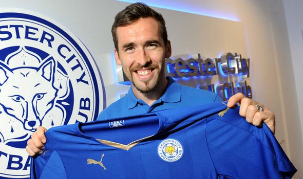 On this day in 2015:

Leicester City completed their first signing of the summer by bringing in Austrian left back Christian Fuchs.

Fuchs averaged 3.1 tackles AND interceptions per game in 2015/16, second only to N'Golo Kante in both categories for #lcfc