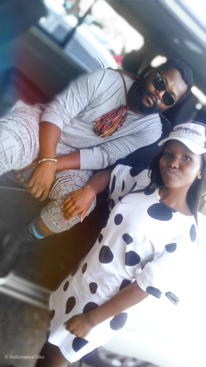T_Siko's tweet photo. @947 When i met my favorite artist Sjava!!!
Guys please help me by RT this tweet and thank you in advance #Tshego #whyididntreport #SayNoToRapist #PowerUp #TheMorningFlava #BLACK_LIVES_MATTER #nycprotests #HUAWEIAppGallery #HuaweiP40Series #RichardNgatiaOnEconomy https://t.co/onSmu4dBPE