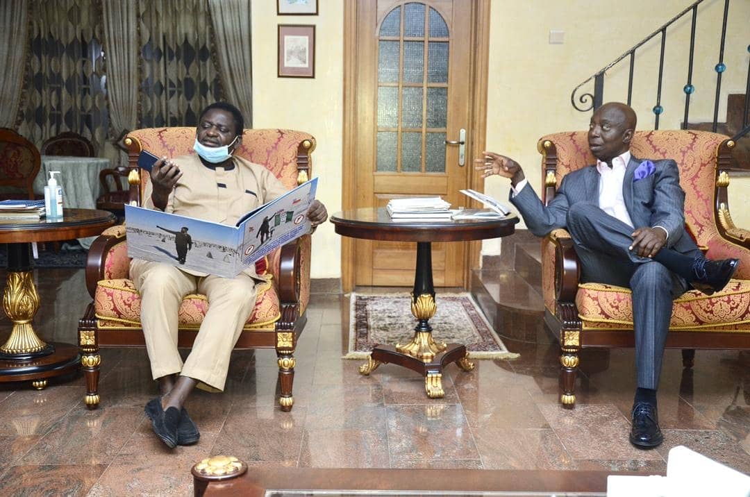 Lastnight <a href="/Prince_NedNwoko/">Senator (Dr.) Prince Ned Nwoko</a> recieved the Special Adviser, Media and Publicity to President Muhammadu Buhari Femi Adesina the former shared the Malaria Project with him and further discussed possible ways the government can key in into the project. #nednwokomalariaproject